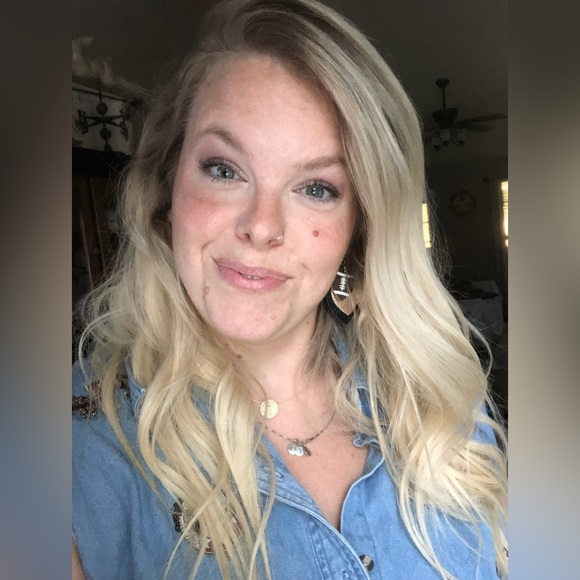 Hi y’all I’m Catie! - Picture 2 of 7